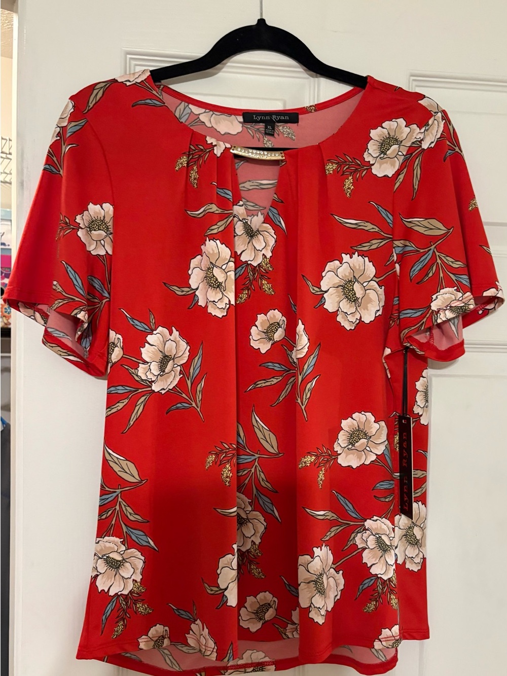 Lysse Red Floral Keyhole Flutter Sleeve Blouse